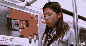 Uwaga! Pawie podróżują metrem!